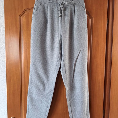 Stradivarius women's pants gray like new, size S