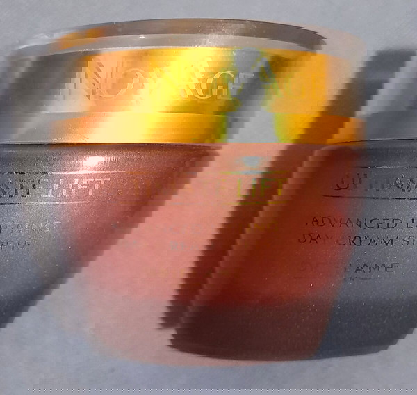 Κρέμα Ημέρας Με SPF15 NovAge Ultimate Lift