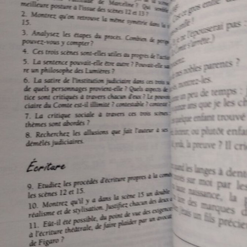 Le Mariage de Figaro book like new in French