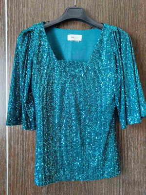 Bsb shirt like new, size medium, turquoise