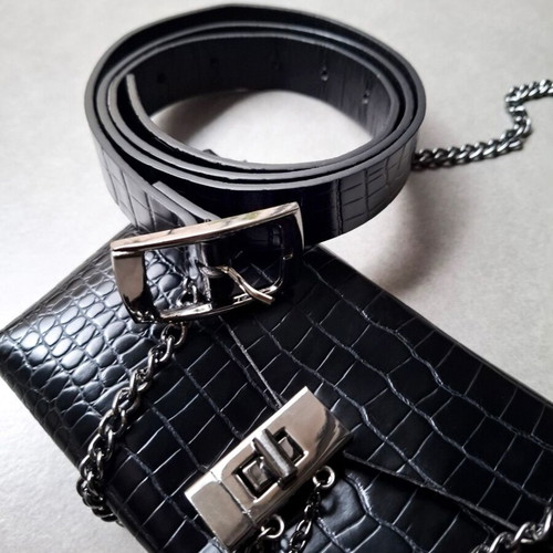 Toi & Moi Black Croc-Effect Bag with Chain Strap and Belt like new
