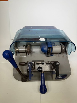 Orion Rigel Super key cutting machine used for simple keys
