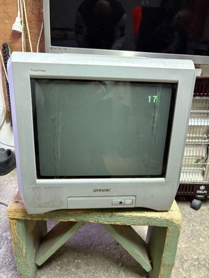 Sony Trinitron KV14CT1E τηλεόραση μεταχειρισμένη 14 ιντσών με καλώδιο
