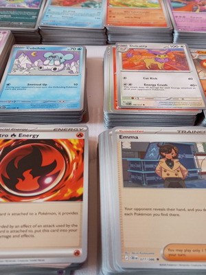 Κάρτες Pokémon πακέτο 800 αγγλικές σαν καινούργιο
