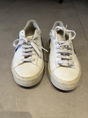 Veja sneakers like new, size 38, white