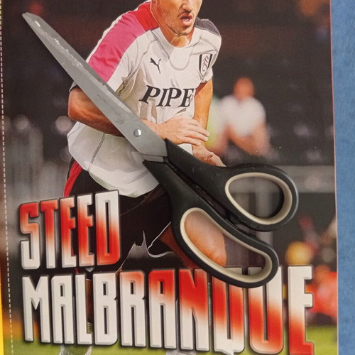 Match Football Magazine Issue 15-21 November 2005 like new with Van Nistelrooy poster
