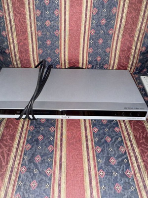 Sony DVD/CD Player DVP-NS38 like new with remote control