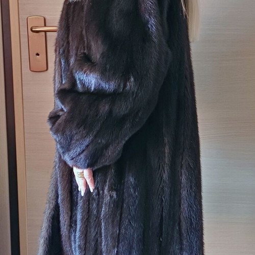 Vintage Mink Fur Coat N. Pavlidis Thessaloniki like new, dark brown