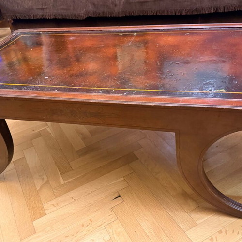 Weiman Regency scroll top wooden coffee table used