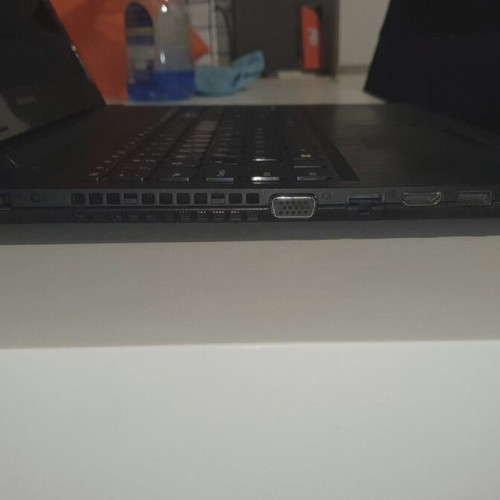 Lenovo G50-80 laptop like new, 15.6" Intel Core i3, 4GB RAM, 500GB HDD, Windows 10 LTSC