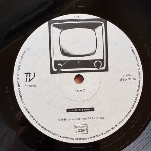 TeeVee Toons The Commercials LP like new, pop genre