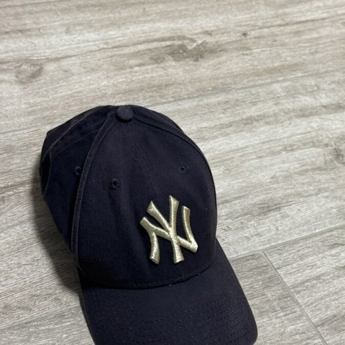 New Era hat like new, blue with gold