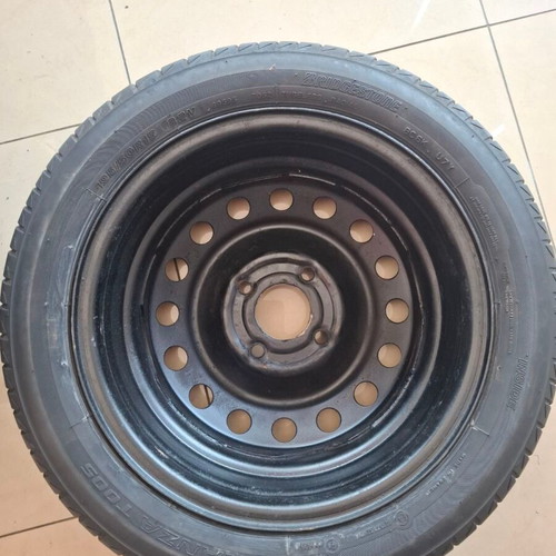 Spare wheel 4x114.3 with 195/50R15 tire like new
