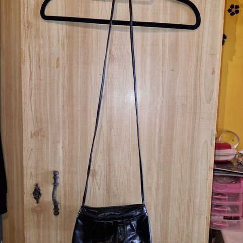 Vintage shoulder bag black leatherette like new
