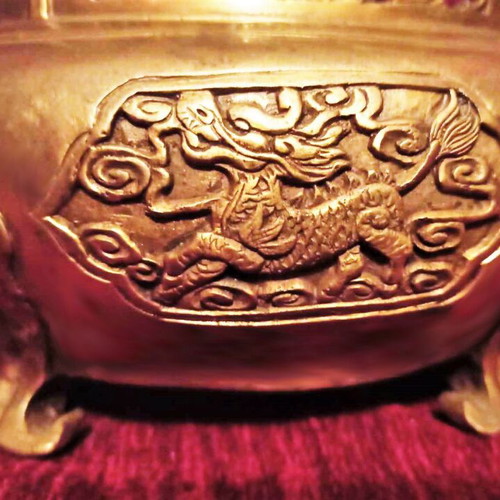 Chinese rotating feng shui ball like new, solid bronze