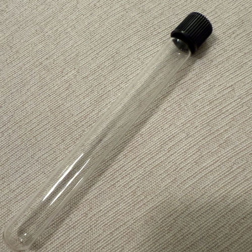 Cylindrical tube like new with secure clasp