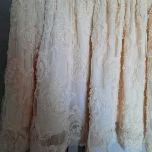 Lace skirt like new, size S