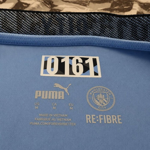 Manchester City jersey new, medium slim fit, official replica