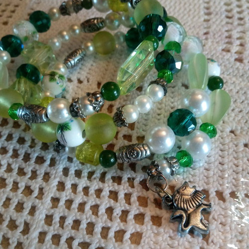 Handmade green beaded multi-strand bracelet new