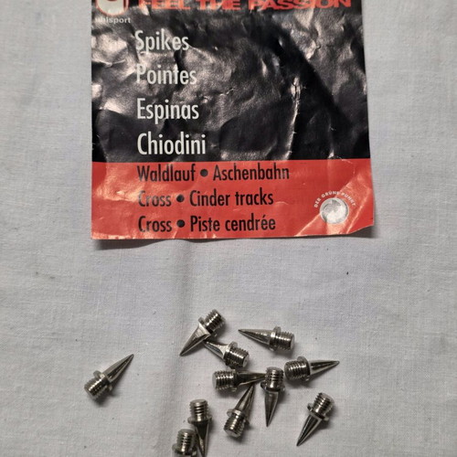 Καρφιά spikes 12mm καινούργια, πακέτο 11 τεμαχίων