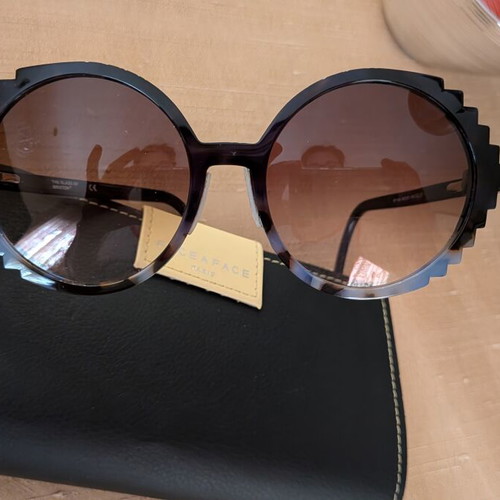 Face à Face Bocca Pixies 2 Sunglasses like new, black
