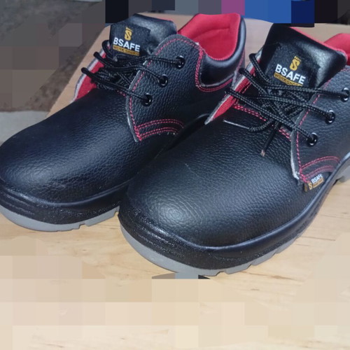 Work shoes new, size 43, black