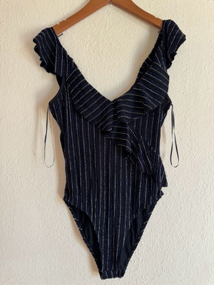 Zara bodysuit new with ruffles, size M