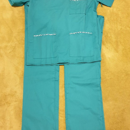 Medical nursing scrub set with blouse and 2 pants like new, green size XS
