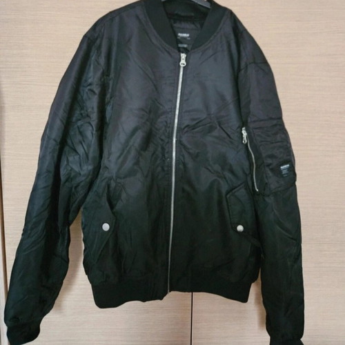 Bomber Jacket Pull & Bear black like new, size L