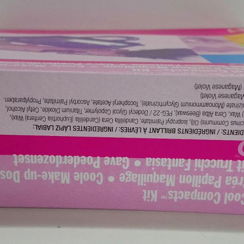Mattel Barbie Studio Cool Compacts Kit 2000 brand new
