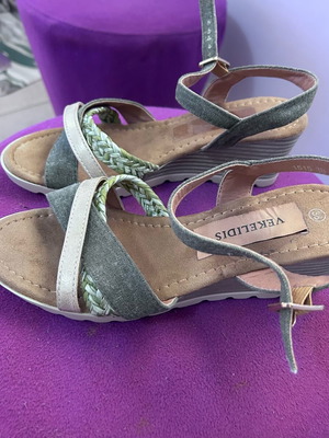 Vekelidis women's shoes size 38 used, summer, beige and green