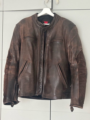 Dainese Stripes D1 leather jacket brown like new with spine protector