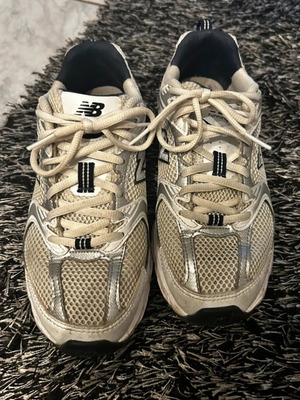 New Balance women's shoes size 37-37.5