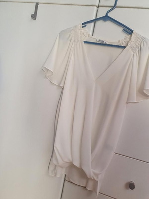 Bill Cost white cotton blouse used, size M