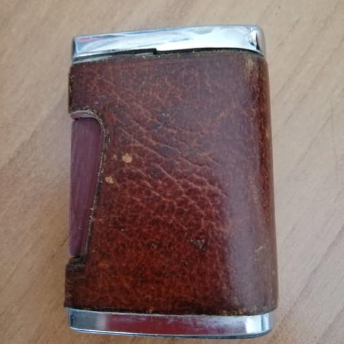 Ronson vintage lighter used with flint and gas