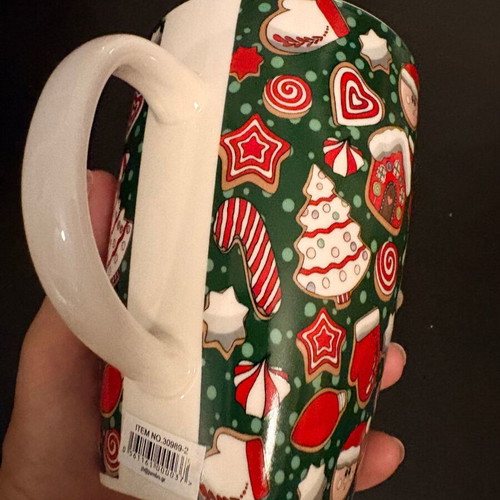 Large Christmas Mug 500ml with Cookie and Candy Design