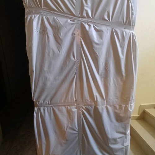 Iron single bed with mattress like new, black