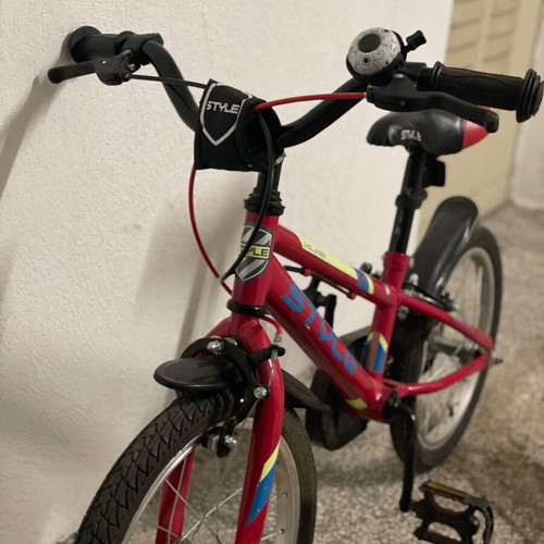 Style children's bicycle like new, barely used