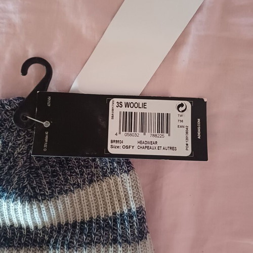 Adidas 3S Woolie hat new, size small, striped design