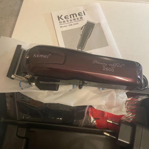 Kemei KM-2600 hair clipper new with accessories and free combs