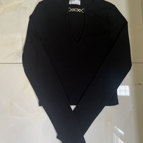 Bershka Black Long-Sleeve Ribbed Top with Chest Cut-Out and Chain, Like New, Medium