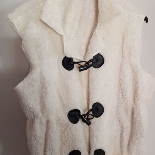 Sleeveless fleece vest for girls, white, leather details