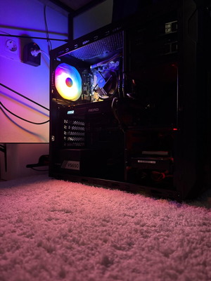 Gaming PC μεταχειρισμένο με i5 7600k, MSI AERO GTX 1080 8GB, 16GB RAM, SSD + HDD