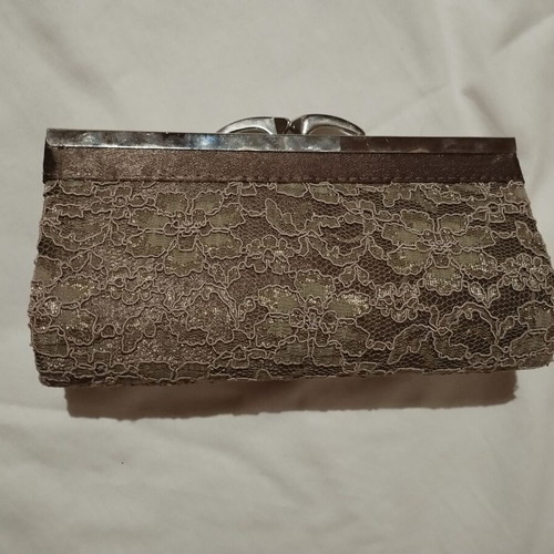 Evening handbag used with lace and rhinestones