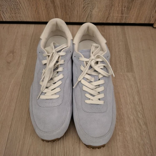 Zara athletic shoes size 45 like new, light blue suede