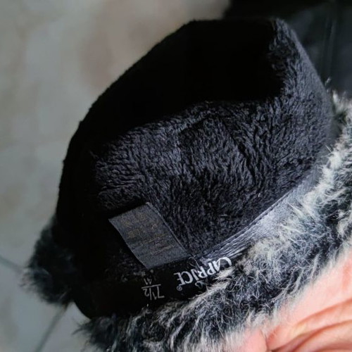 Caprice boots used with fur lining, size 40, black