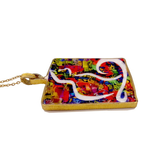 Psychedelic Gatto necklace new with abstract cat design