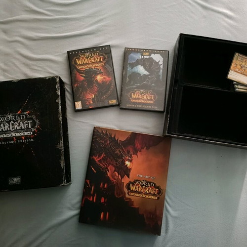 World of Warcraft Cataclysm Collector's Edition used, missing soundtrack and mousepad