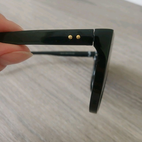 Sunglasses like new, black