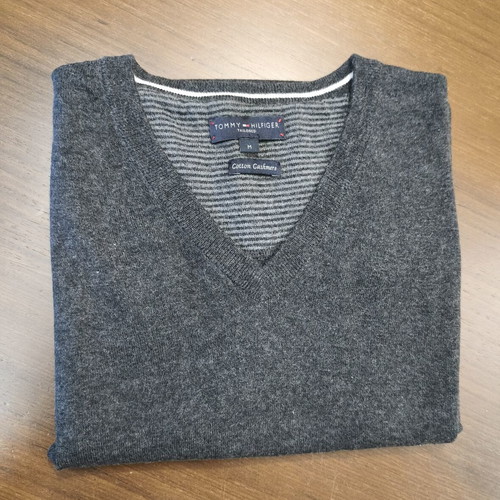 Tommy Hilfiger cotton cashmere sweater vest grey medium like new